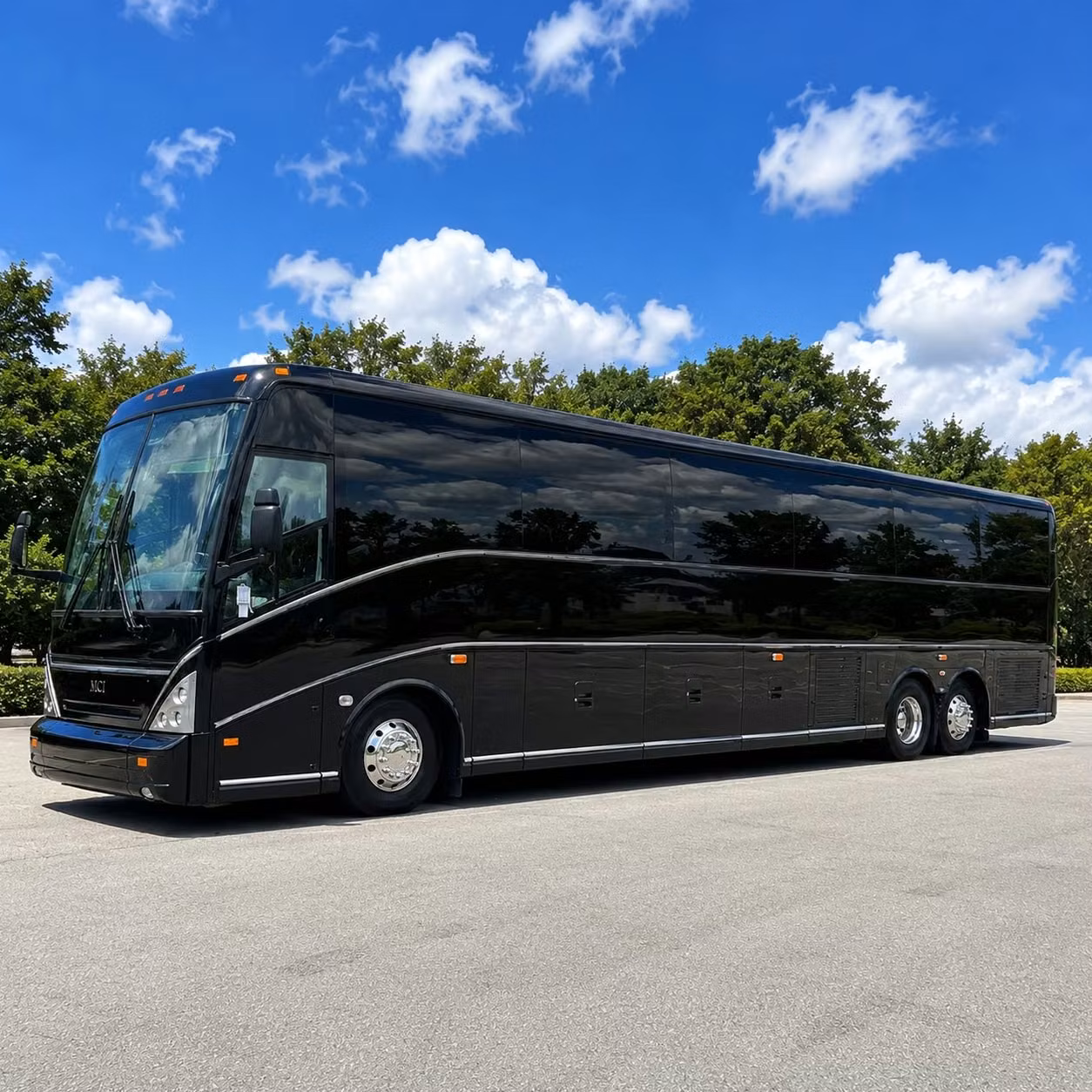 construction site and workforce shuttles for newport beach development projects