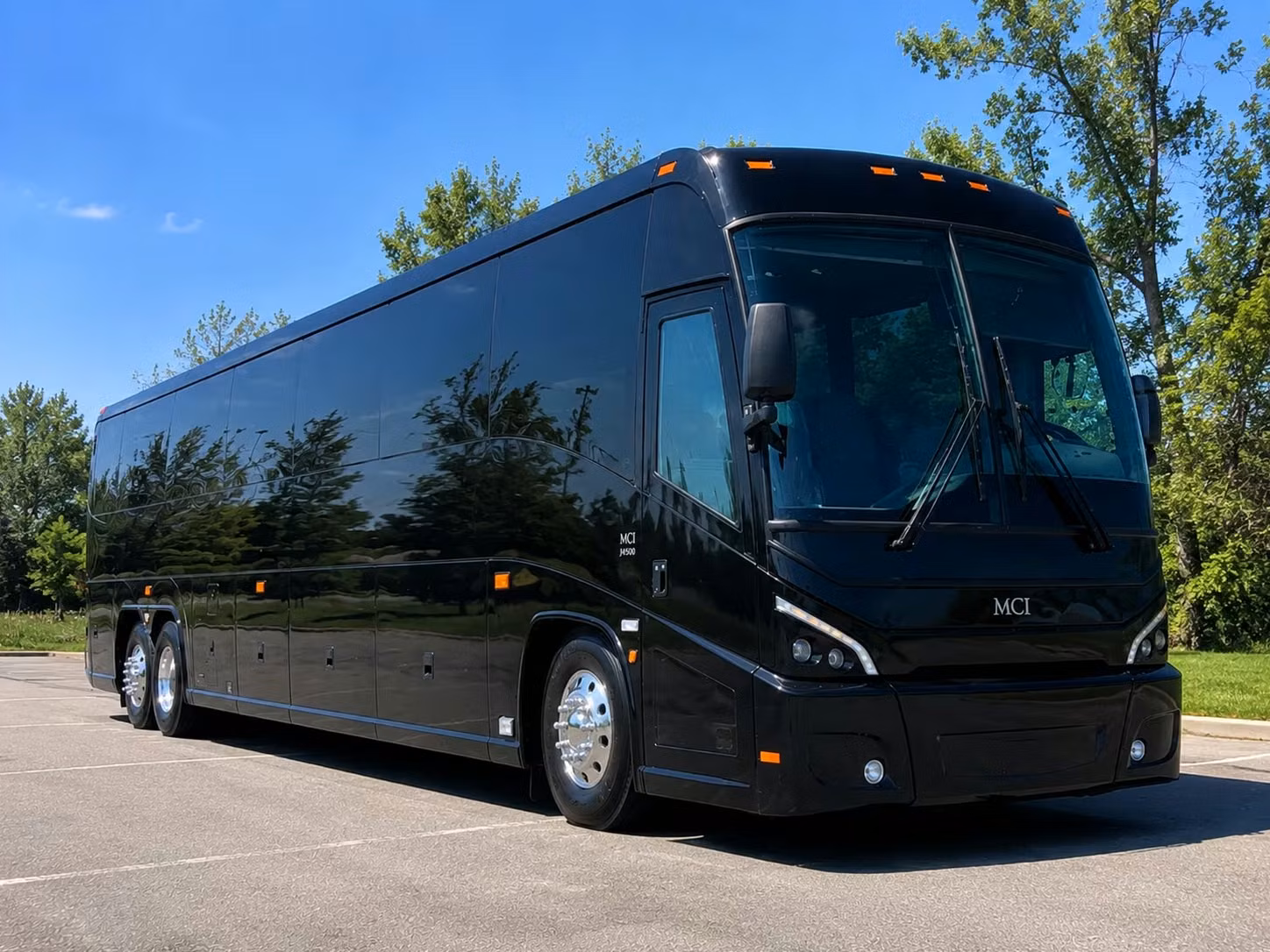 with charterbusrentalnewportbeachca com you ll find the right bus for nature center and wildlife field trips near newport beach